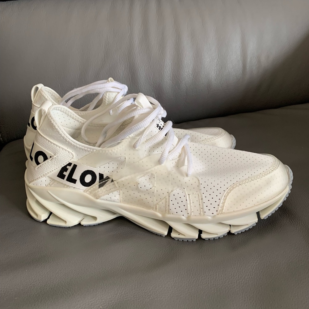 Athletic shoes new